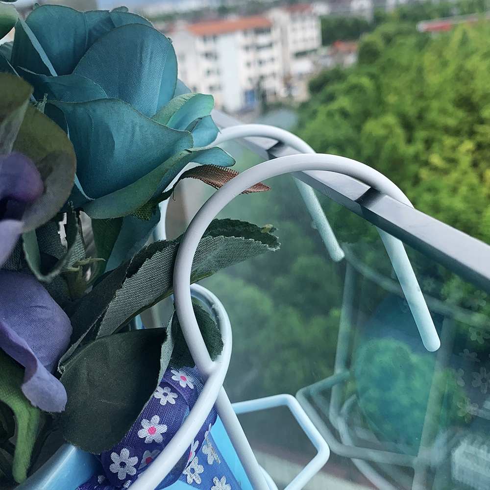 1 Giá Sắt Treo Chậu Hoa / Hàng Rào / Chậu Hoa Trang Trí Ban Công / Sân Vườn