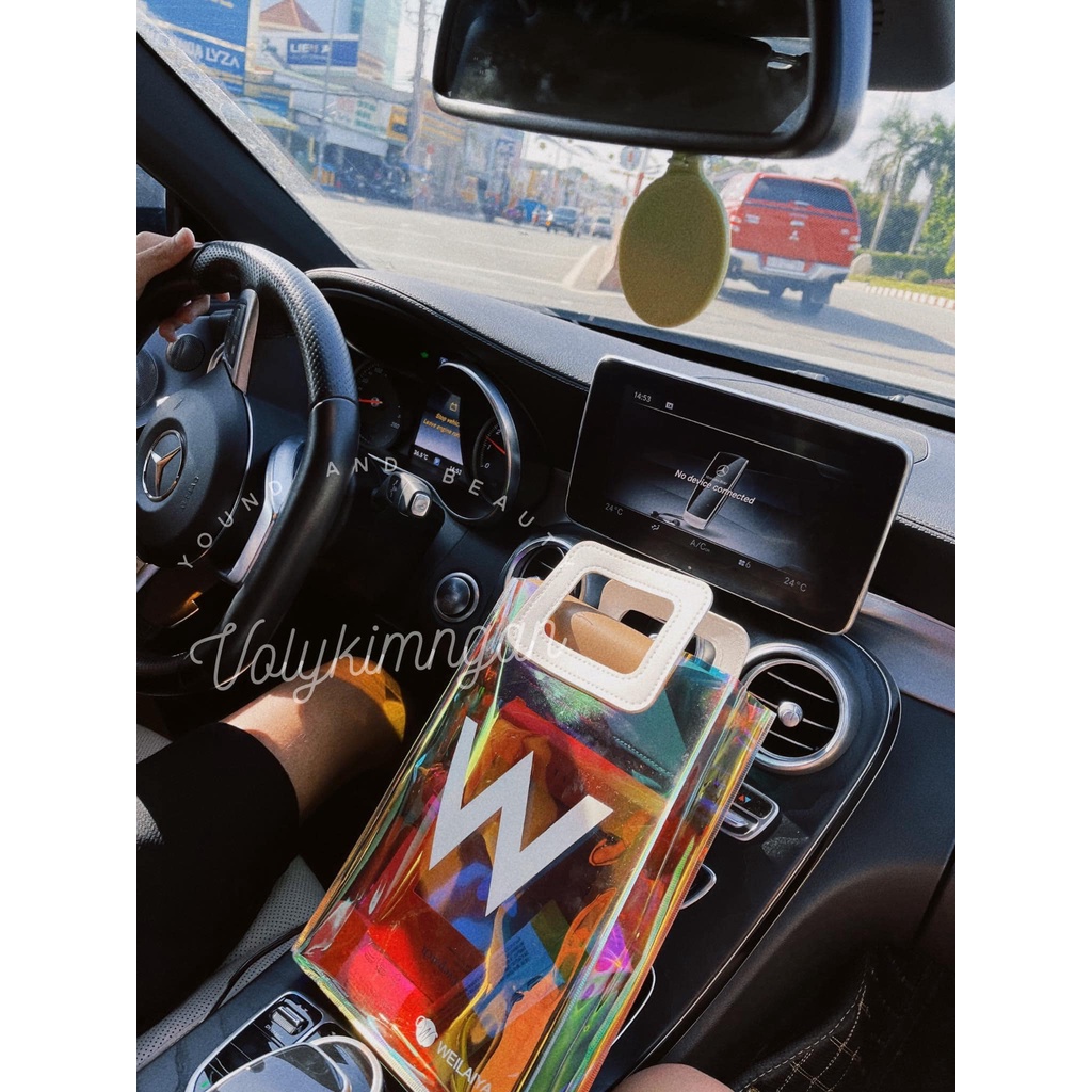 Nước hoa sáp thơm treo