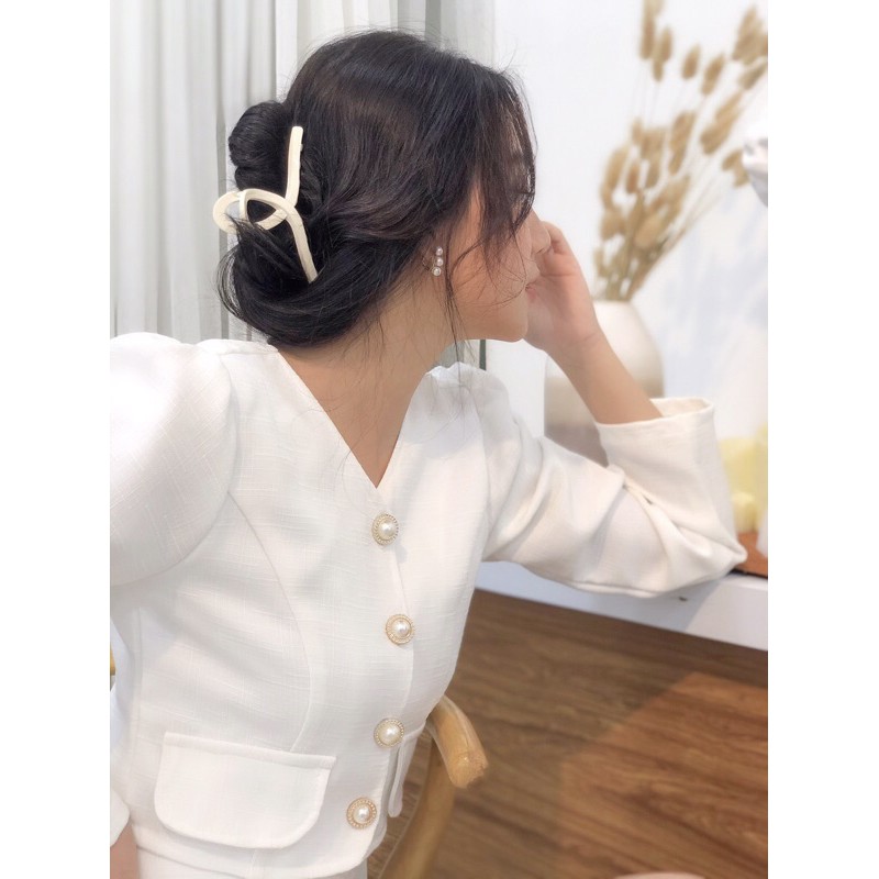 DONNA SET ÁO CÚC TRAI VÀ CHÂN VÁY CAO CẤP | BigBuy360 - bigbuy360.vn
