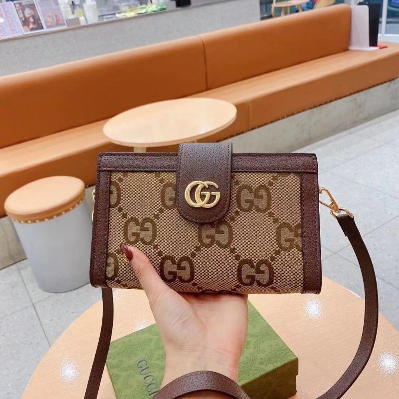 Túi chéo nữ G.C nắp sz22cm có khóa miệng kèm 2 quai đeo