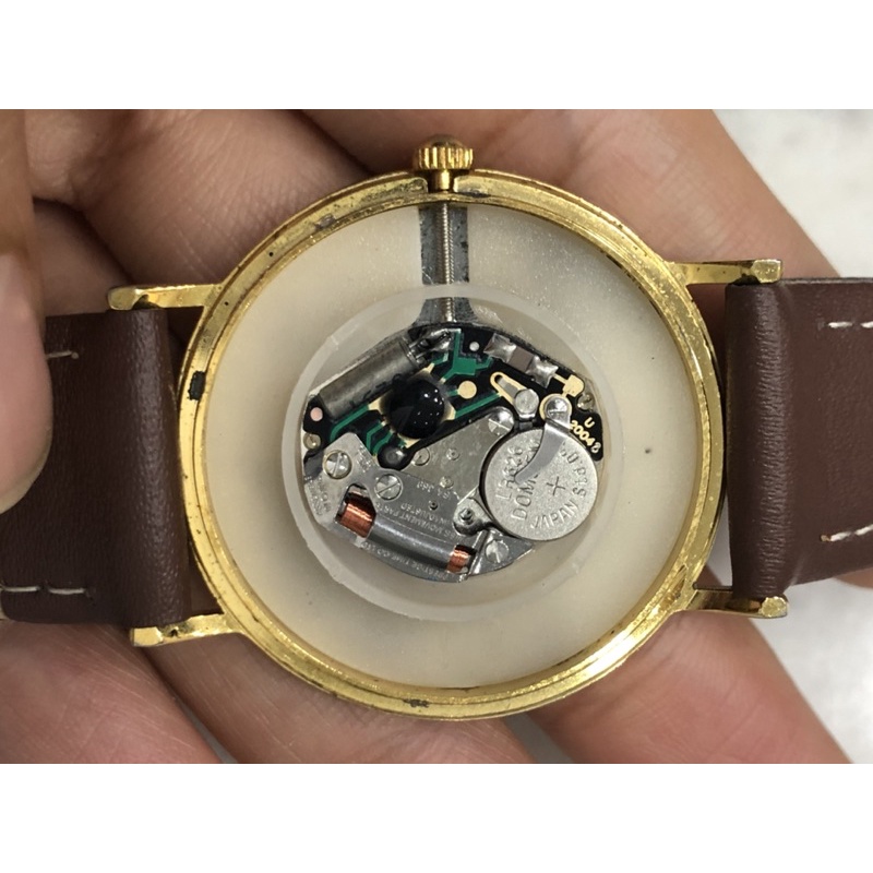 ĐỒNG HỒ SI NHẬT CHÍNH HÃNG DÂY DA DÀNH CHO NỮ - THƯƠNG HIỆU MARIE LOURDES