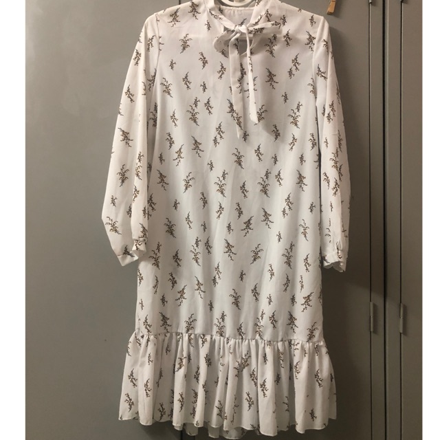 Thanh lí váy của 1994closet