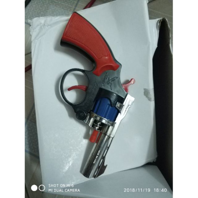 Đồ chơi trẻ em có âm thanh và ánh sáng