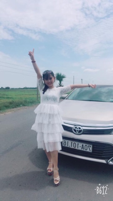 Đầm dự tiệc , đầm ren công chúa nhiều tầng cao cấp , quý phái! Có hình thật phía sau nhé | BigBuy360 - bigbuy360.vn