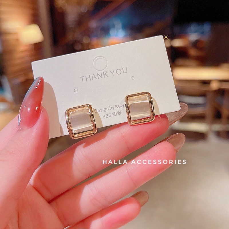 Khuyên tai chuôi bạc S925, mặt ngọc sáng cao cấp HALLA