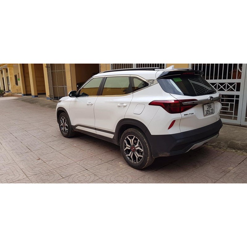 Nẹp Chân Kính Inox Xe Kia Seltos 2020 2021 2022 -Bộ 6 chi tiết