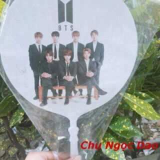 Quạt cầm  tay Tfboys. Bts