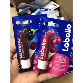 son dưỡng môi labello của đức