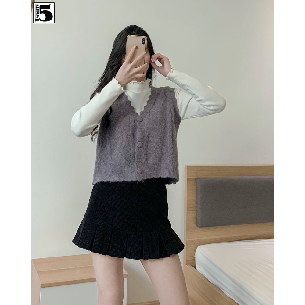 Áo gile len nữ dáng lửng cổ tim cài cúc họa tiết đan gấp khúc Twentyfive 4245M