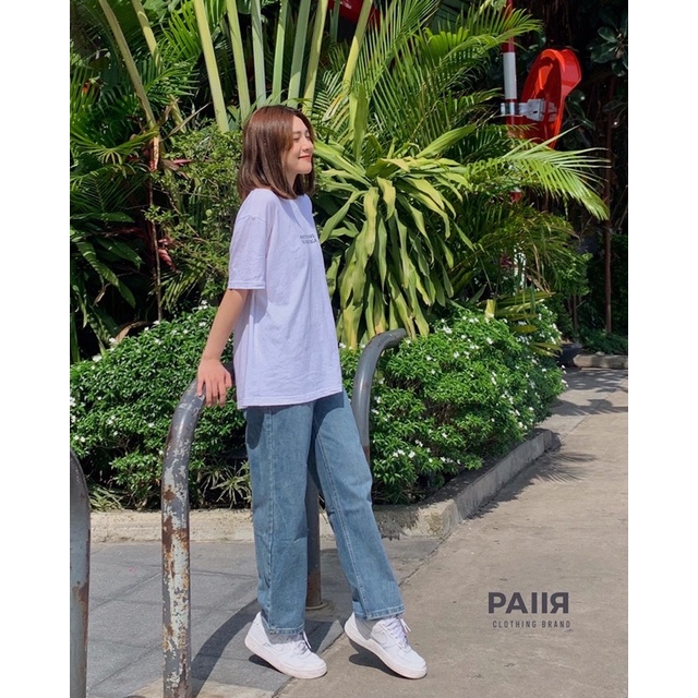 Quần bò ống suông xanh trung Codie Jeans | BigBuy360 - bigbuy360.vn