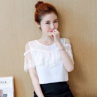 Hở vai pha ren cực xinh iu