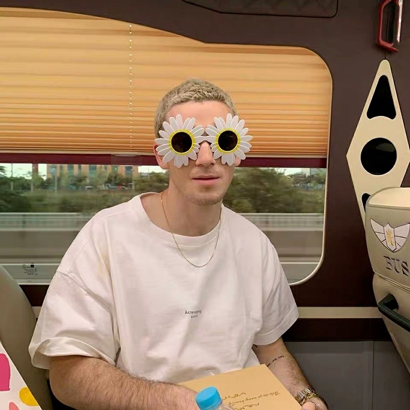 Mắt Kính Chụp Ảnh Tiệc Sinh Nhật Sáng Tạo Cho Người Lớn Và Trẻ Em