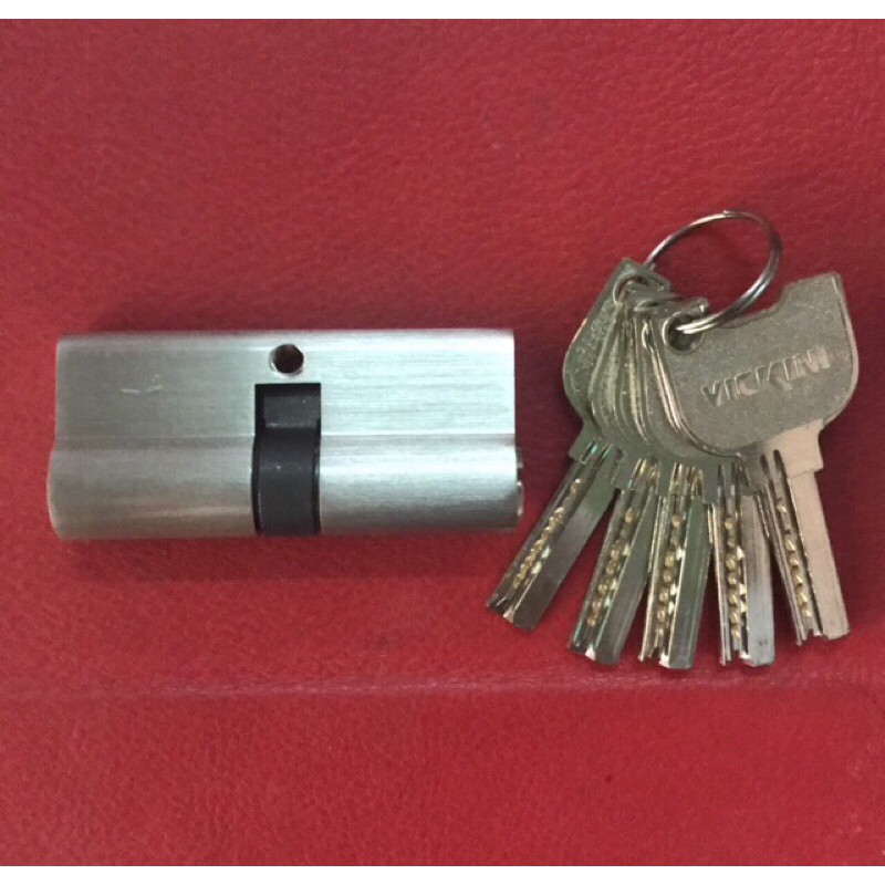 Ruột ( tim ) ViCKINI 70x32 khoá tay gạt