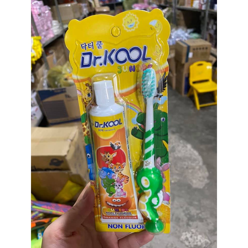 KEM ĐÁNH RĂNG DR.KOOL  TẶNG KÈM BÀN CHẢI CÁ NGỰA SIÊU XINH CHO BÉ