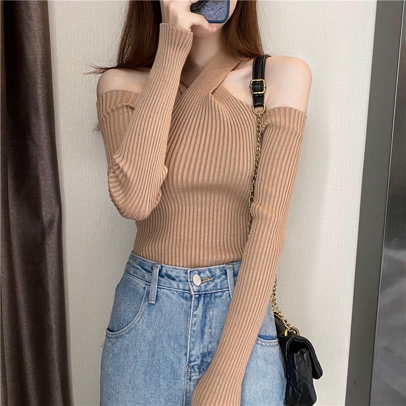 Áo len nữ dệt kim dài tay cổ yếm hở vai sexy phong cách HQ