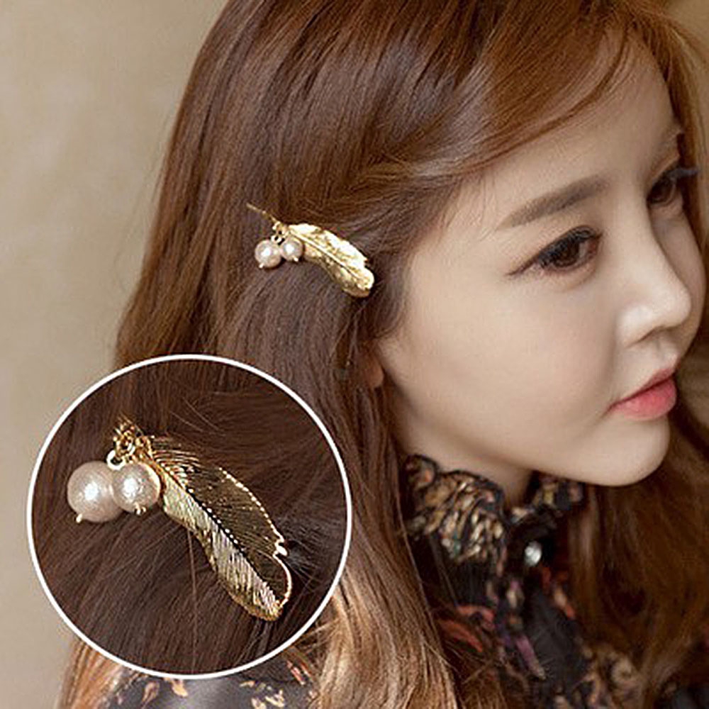Kẹp tóc kim loại hình lá đính hạt giả ngọc trai