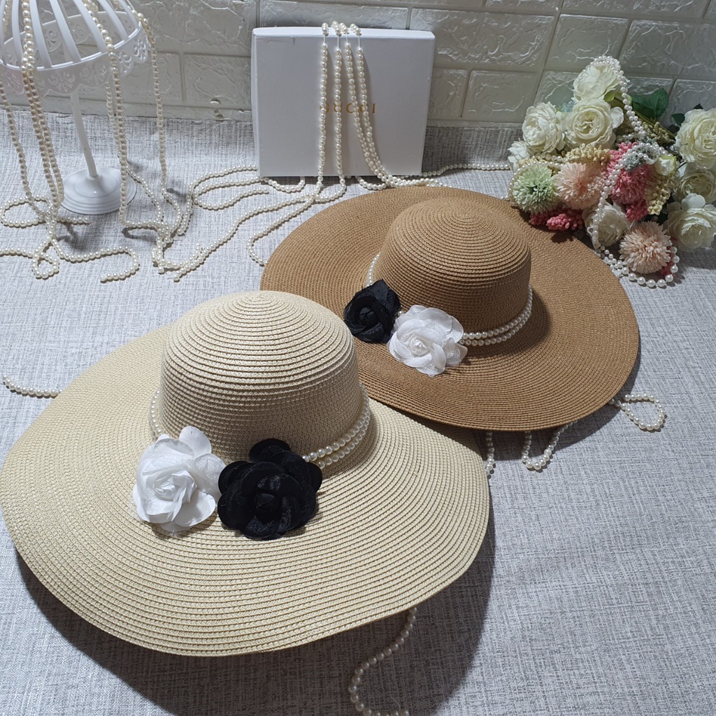 Mũ Cói thời trang đi biển Vành Rộng sang chảnh gắn hoa xinh