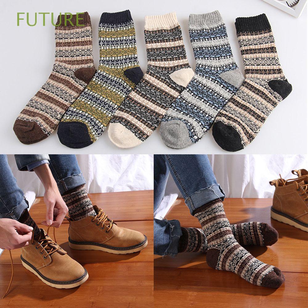 Đôi tất cotton thời trang họa tiết dân tộc độc đáo cho nam