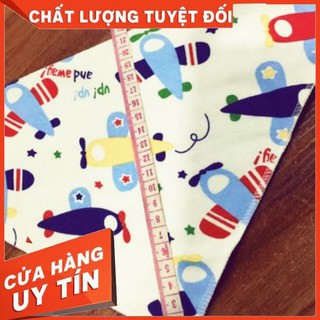 #5 yếm tam giác cho bé