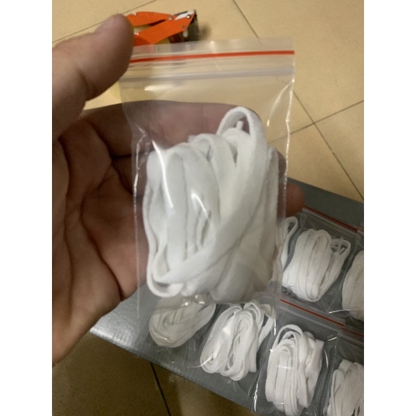 DÂY GIẦY TRẮNG HÀNG CÓ SẴN GIÁ SIÊU KHUYẾN MÃI