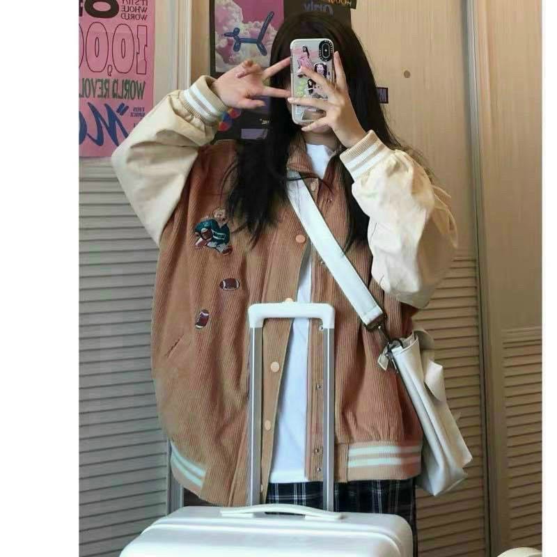 Áo Khoác Nhung Gân Form Rộng Bomber Cổ Bẻ Thêu Hình Gấu | BigBuy360 - bigbuy360.vn