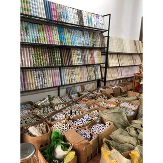 Giấy dán tường sẵn keo