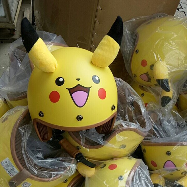 Mũ bảo hiểm 3/4 Pikachu có sừng cute cho bạn gái