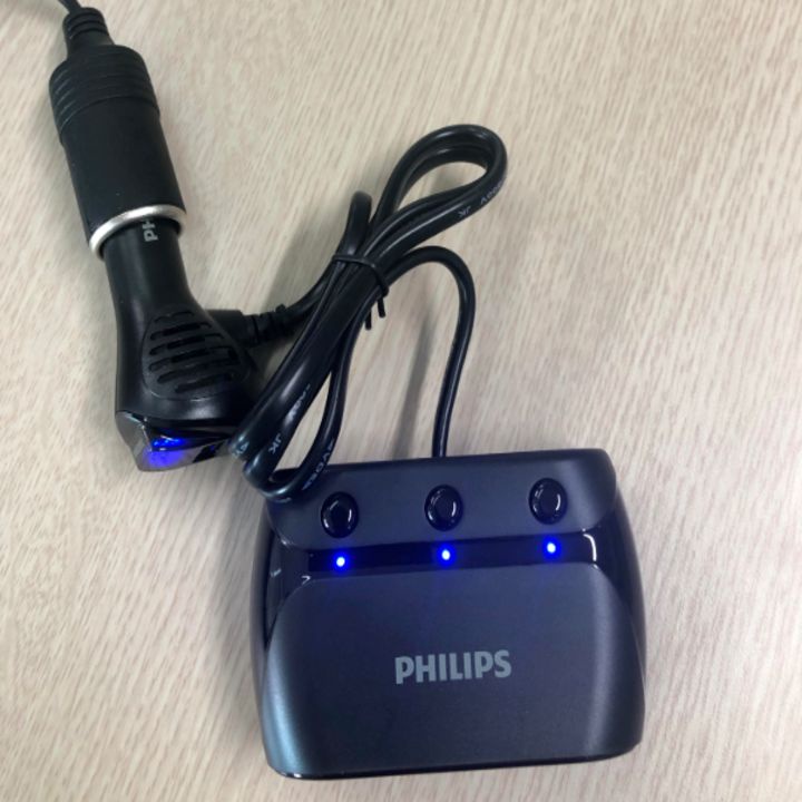 Tẩu chia sạc ô tô cao cấp Philips DLP2019 có 3 tẩu chia có hiển thị đèn Led - Bảo hành chính hãng