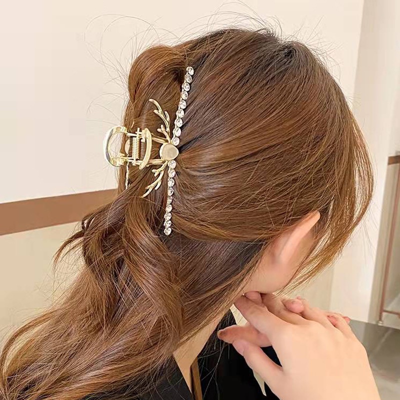 Kẹp Tóc Đính Ngọc Trai Nhân Tạo Thanh Lịch Và Tinh Tế Phong Cách Hàn Quốc Mới