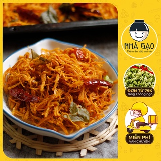 Khô Gà Lá Chanh Lon 300G Nhà Gạo Xé Sợi Sấy Khô Cay Vừa Ăn Vặt Cực Ngon