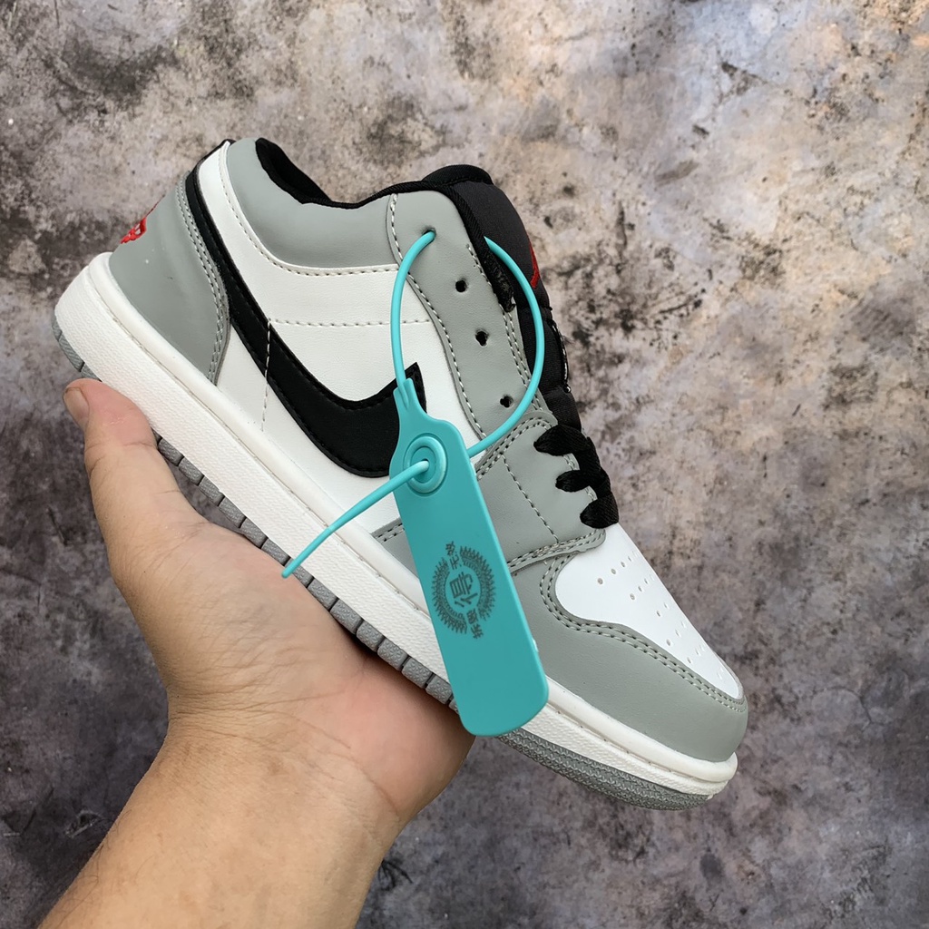 Giày jordan 1 màu xám đen cổ thấp , Giày chạy bộ tập gym cho nam nữ JD1 full bill box | BigBuy360 - bigbuy360.vn