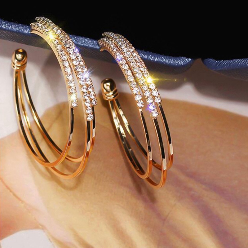 Đôi bông tai tròn lớn đính đá sang trọng cho nữ