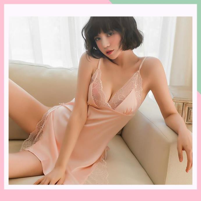 Váy ngủ lụa sexy hai dây ren ngực vạt xẻ tà gợi cảm với màu đen huyền bí A | BigBuy360 - bigbuy360.vn