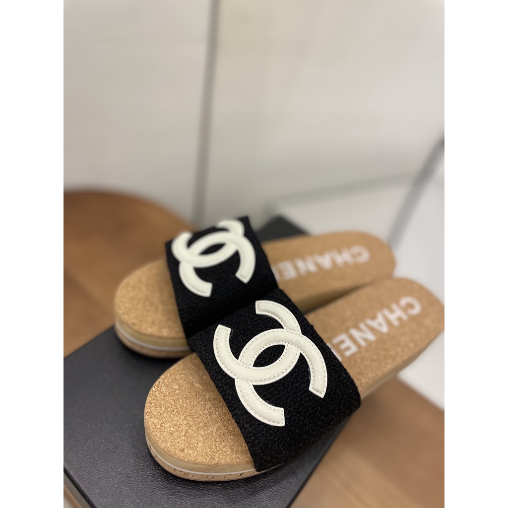 Dép quai ngang nữ thời trang cao cấp 𝘾𝙝𝙖𝙣𝙚𝙡 𝘾𝙝𝙖𝙣n𝙚𝙡 CN phong cách trẻ trung, cá tính