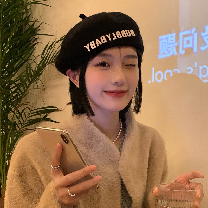 Mũ Beret Dệt Kim Màu Đen In Chữ Phong Cách Nhật Bản Thời Trang Thu Đông Cho Nữ