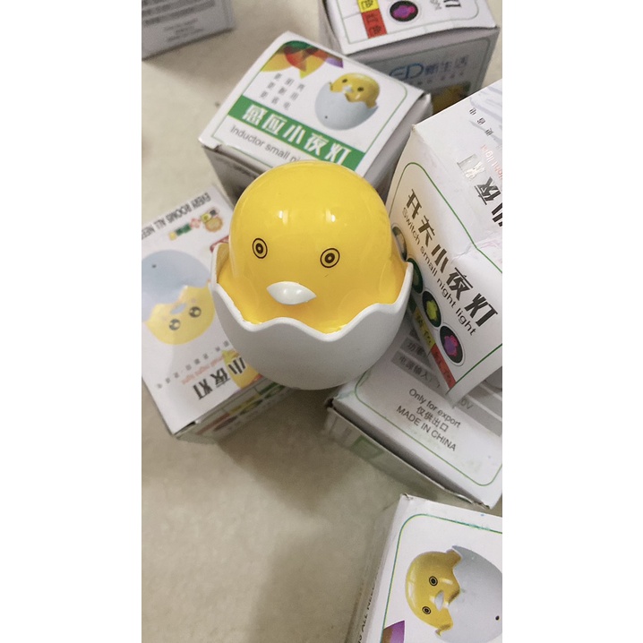 [Mã LIFE1511A giảm 10% đơn 50K] Đèn Ngủ Cảm Ứng Hình Quả Trứng Gà - Đèn Ngủ Tự Phát Sáng Về Đêm Giá Sốc