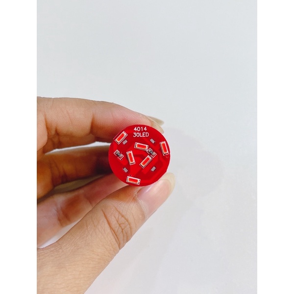 Bóng lái sau kiểu audi, bóng led hậu chạy mũi tên lắp thông dụng Dream, Wave…