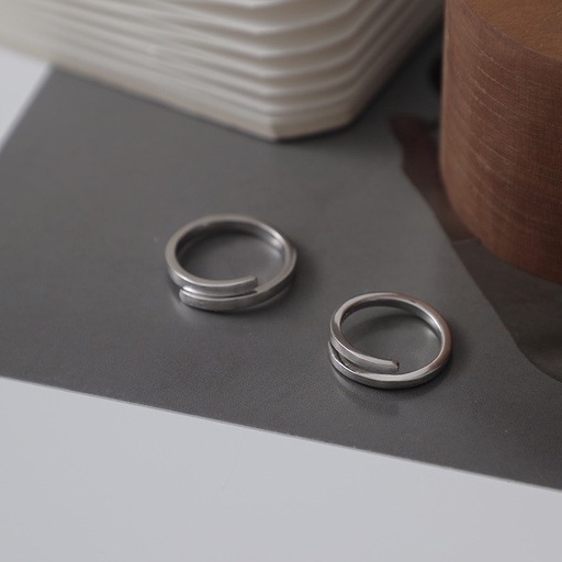Nhẫn nam nữ tròn unisex Kuu Studio màu bạc thời trang đơn giản chất Titan đẹp không gỉ - Nhẫn SAN RING