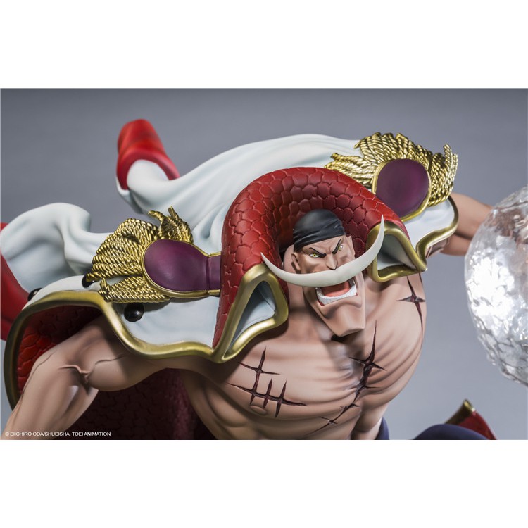 Mô Hình Tứ Hoàng Râu Trắng Cao 32cm - Mô hình One Piece