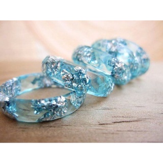 Khuôn silicon đúc nhẫn Resin thủ công.