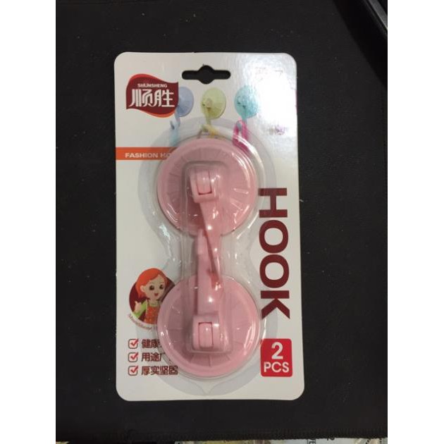 Móc hút kính vỉ 2 cái ( mẫu ngẫu nhiên)