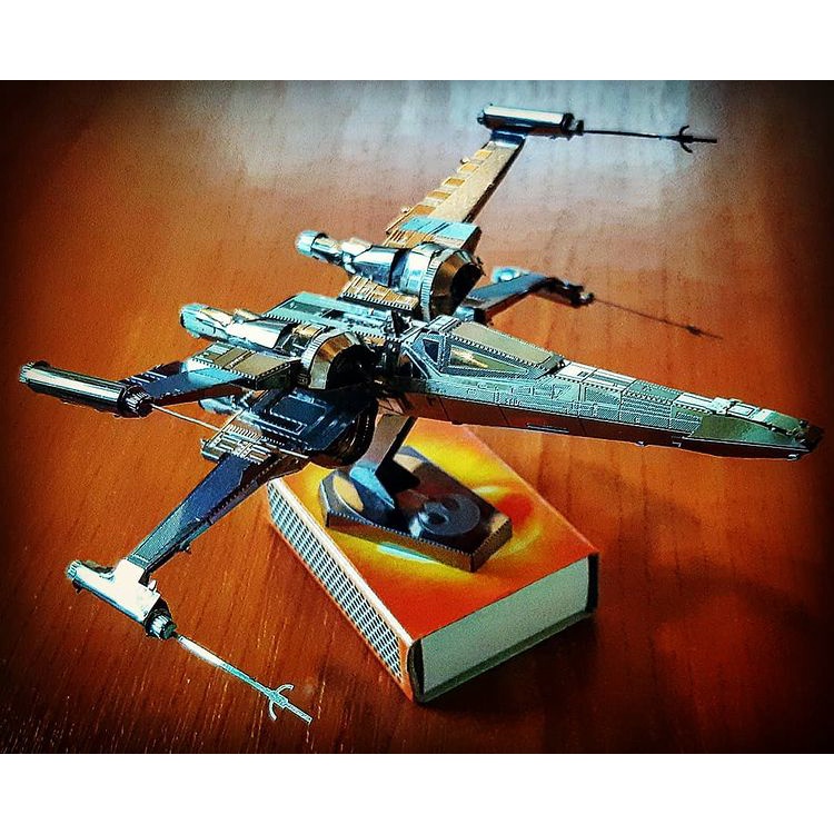 Mô Hình 3D Kim Loại Phi Thuyền X-Wing Star Fighter Trong Phim Starwars (chưa ráp)