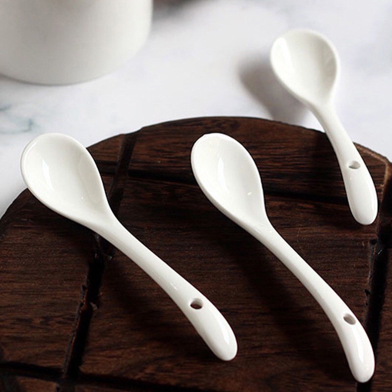 Thìa Sứ Trắng Cán Dài Cao Cấp