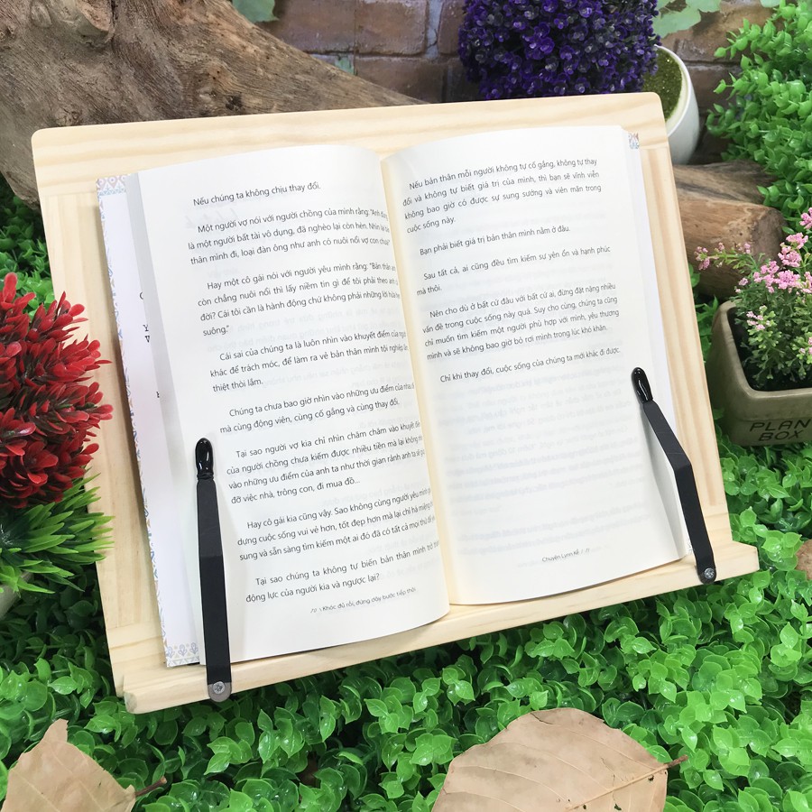 Sách - Khóc Đủ Rồi Đứng Dậy Bước Tiếp Thôi (Kèm Bookmark) | BigBuy360 - bigbuy360.vn