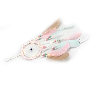 Dreamcatcher đính lông vũ và hạt trang trí