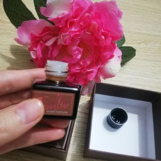 Foelli - nước hoa vùng kín chính hãng 100%