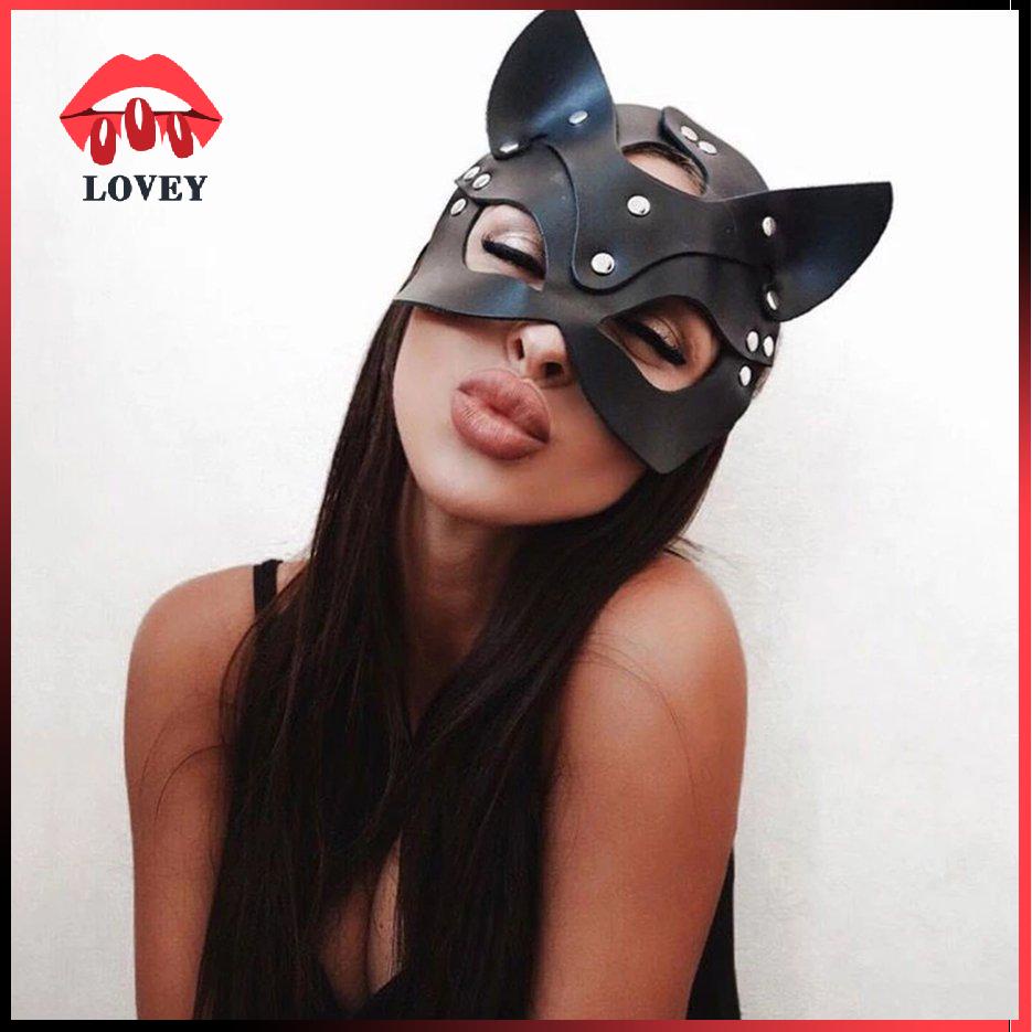 Mặt nạ che nửa mặt hóa trang Halloween hình mèo làm từ da độc đáo