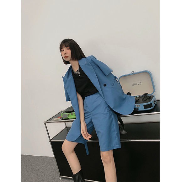 Set áo khoác vest tay ngắn + quần short dáng suông trẻ trung hợp thời trang cho bạn gái