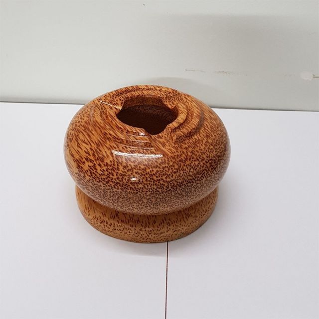Gạt Tàn Gỗ Dừa / gạt tàn thuôc nguyên khối