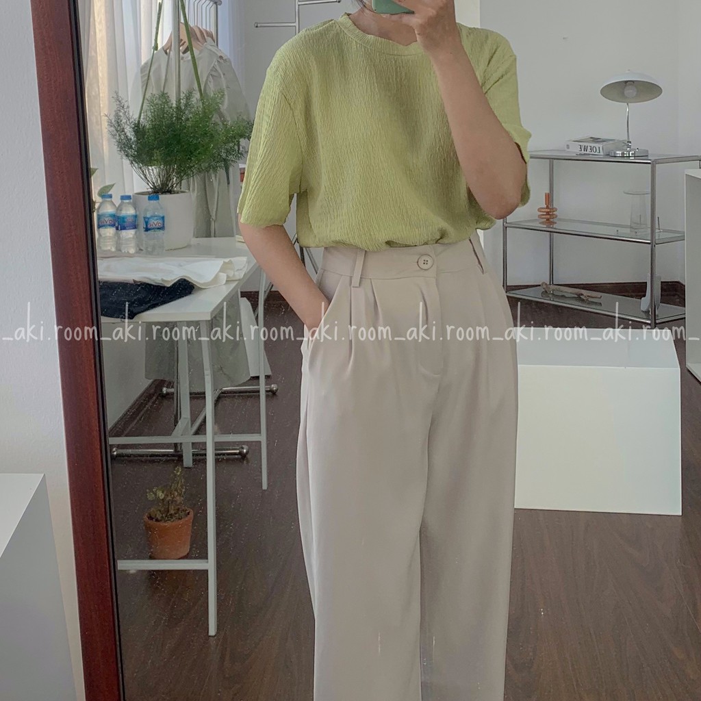 Áo phông xốp nhăn cổ tròn